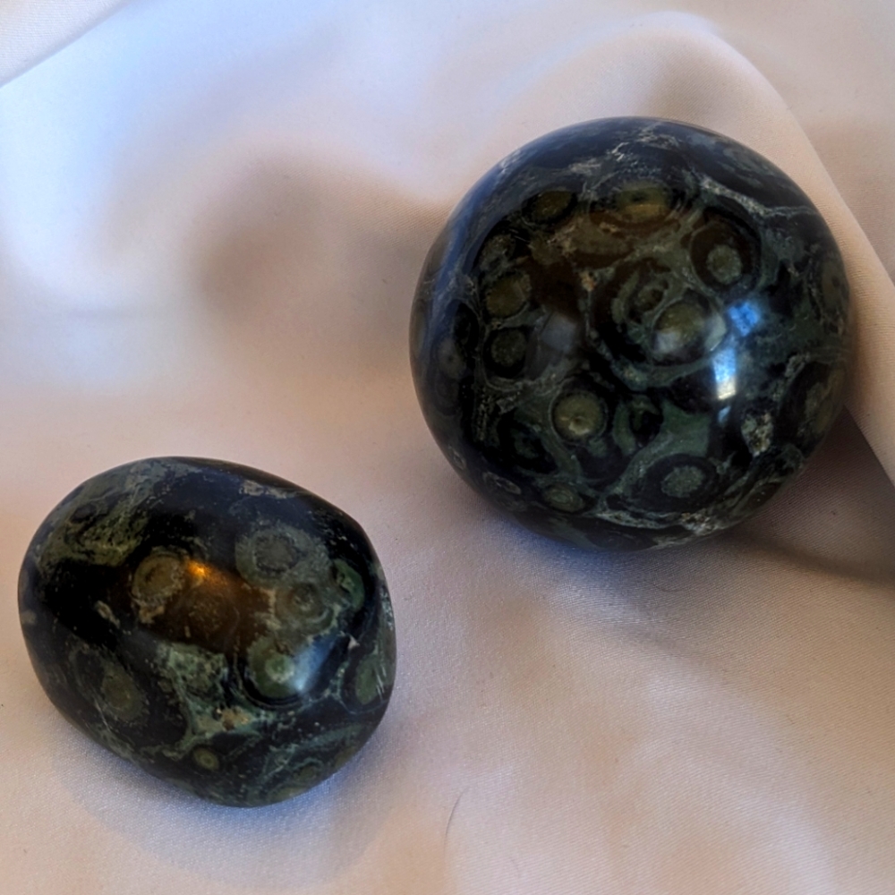 Kambaba Jasper Sphere